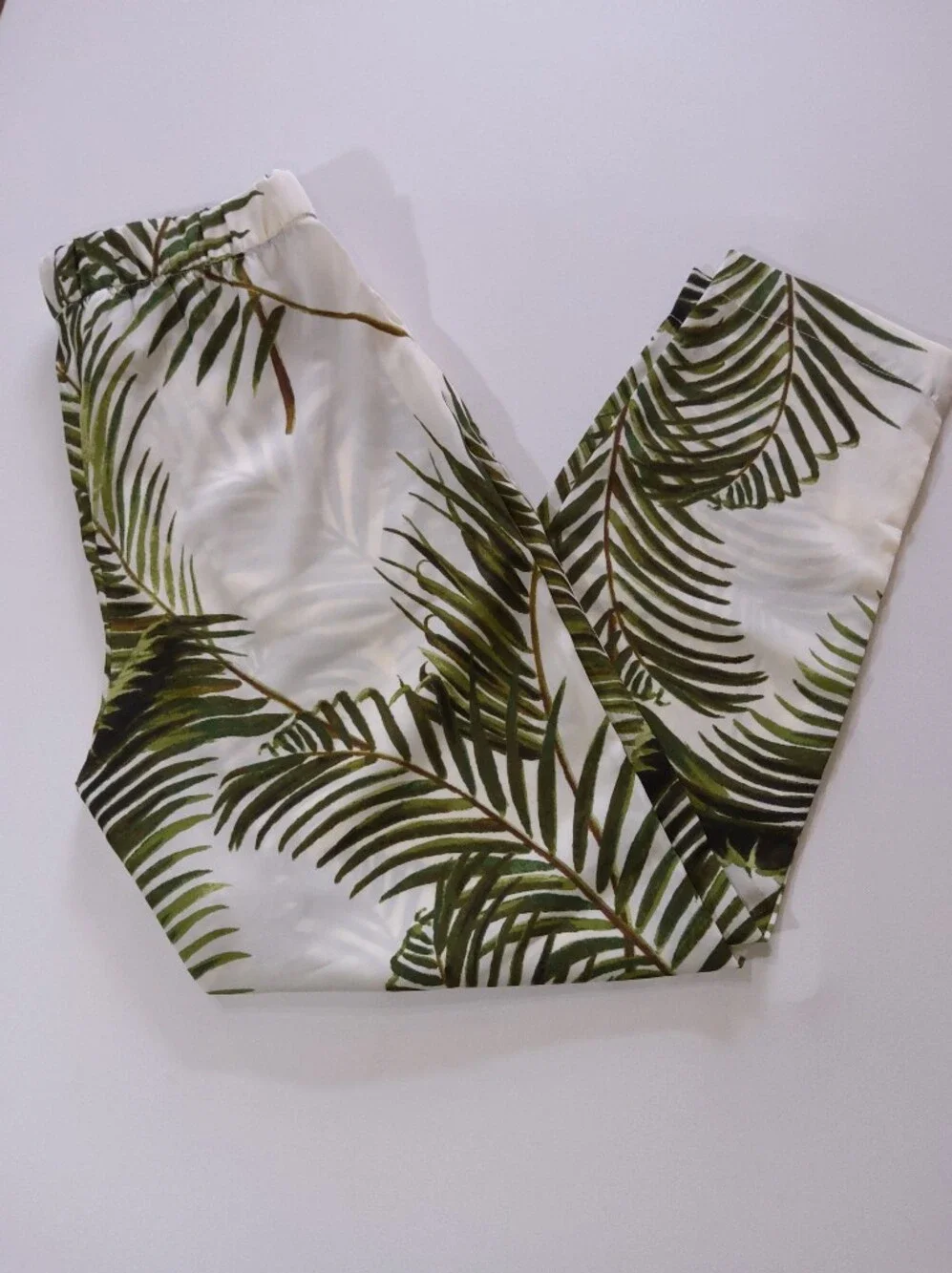 H&M Pants Womens Size 4 White Green‎ Tropical Palm Leaf High Rise Resortwear